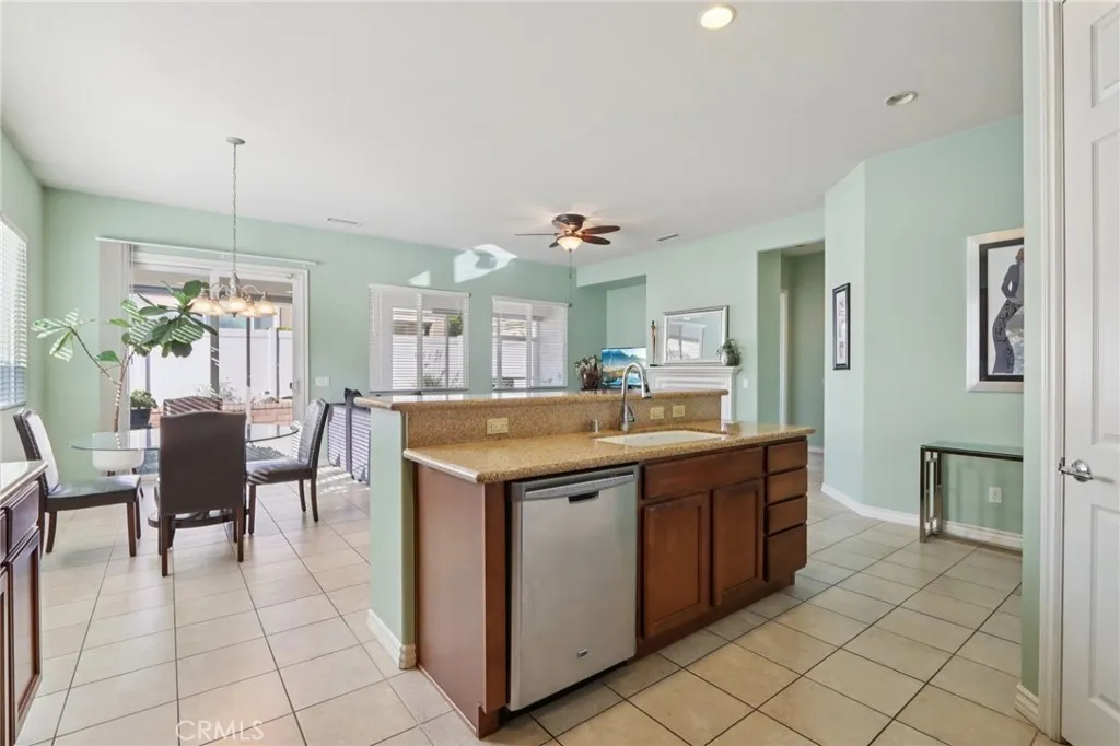 Hemet, California 92545, United States, 2 Bedrooms Bedrooms, ,2 BathroomsBathrooms,Residential,Active,251631