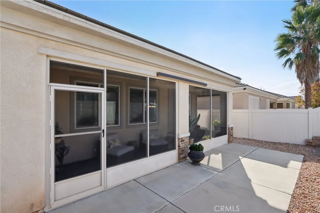 Hemet, California 92545, United States, 2 Bedrooms Bedrooms, ,2 BathroomsBathrooms,Residential,Active,251631