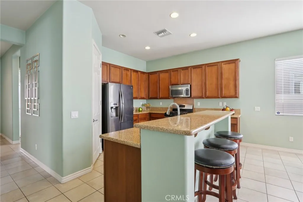 Hemet, California 92545, United States, 2 Bedrooms Bedrooms, ,2 BathroomsBathrooms,Residential,Active,251631