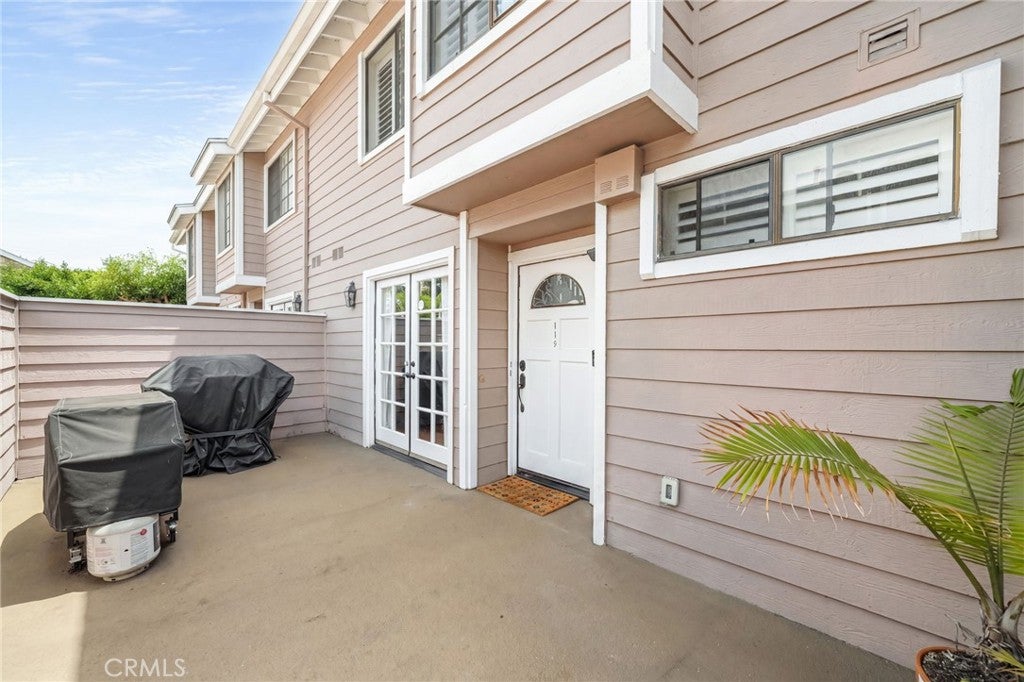 2700 Arlington Avenue 115