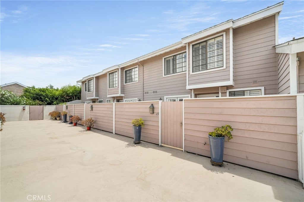 2700 Arlington Avenue 115, Torrance CA 90501