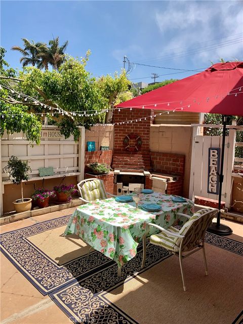 Tiny photo for 309 Via Linda Vista Vis, Redondo Beach, CA 90277 (MLS # PV25238671)