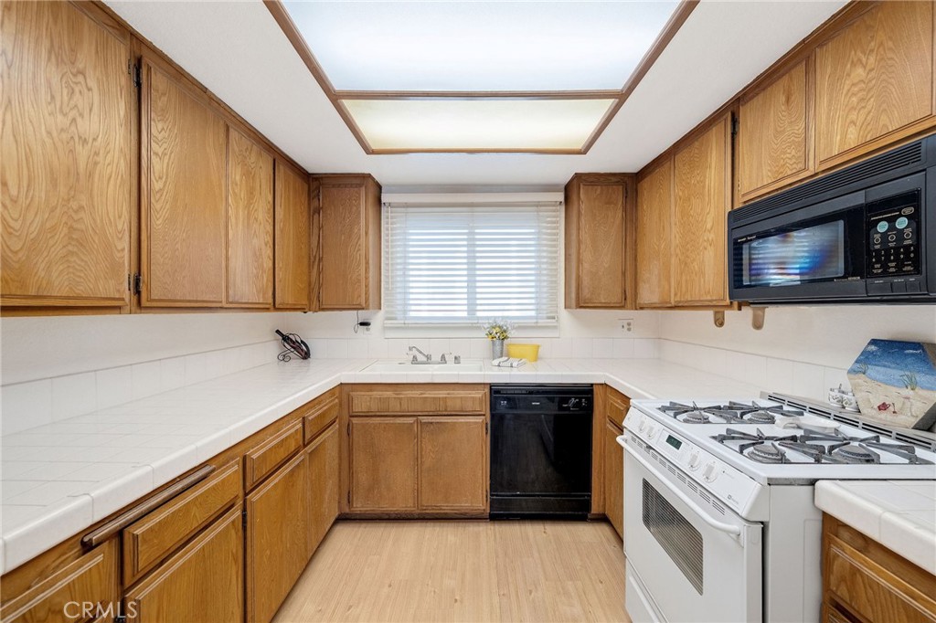 950 Main Street 205