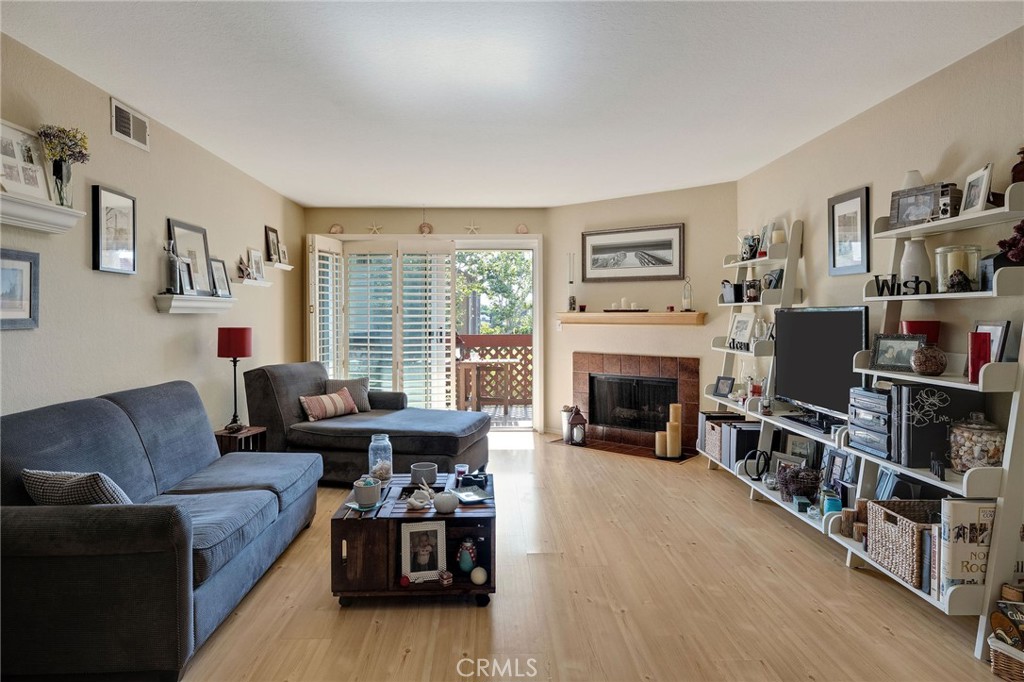 950 Main Street 205