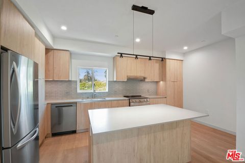 Photo of 2523 S Orange Drive, Los Angeles, CA 90016 (MLS # 26673289)