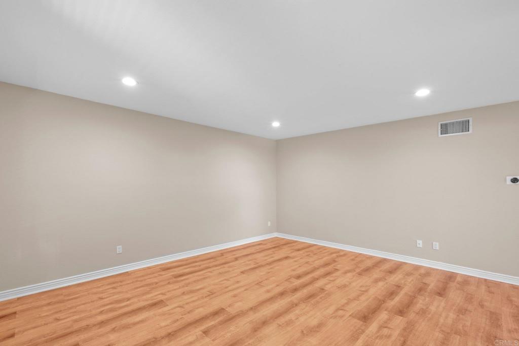 1000 Estes Street 51