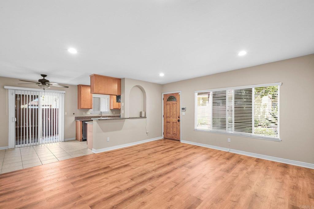 1000 Estes Street 51