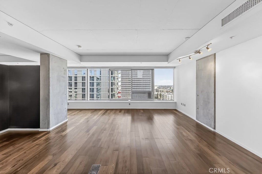 1155 S Grand Avenue 1707