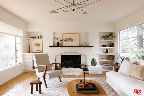 Photo of 1575 E Loma Alta Drive, Altadena, CA 91001 (MLS # 26656659)