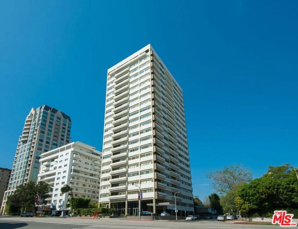 Photo of 10701 Wilshire Boulevard #306, Los Angeles, CA 90024 (MLS # 25546013)