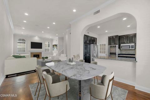 Photo of 14234 Dickens Street #3, Sherman Oaks, CA 91423 (MLS # 226002681)
