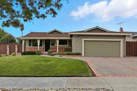 Photo of 1103 Somerset Drive, San Jose, CA 95132 (MLS # ML82022887)