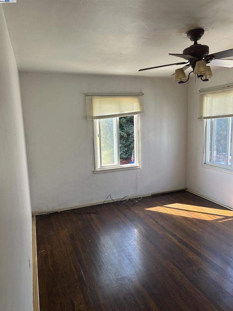 LOWER TEMESCAL - Residential Income