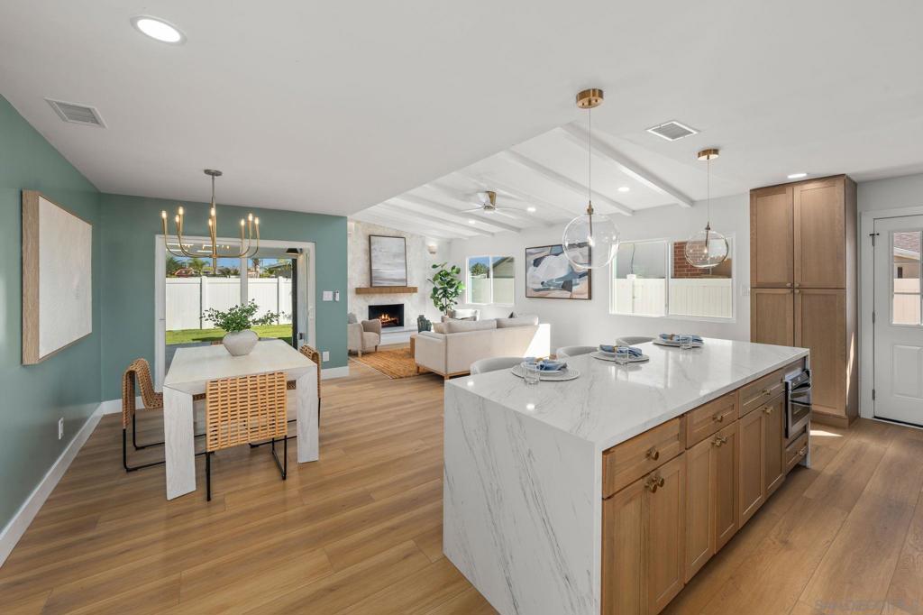 4271 Mount Davis
