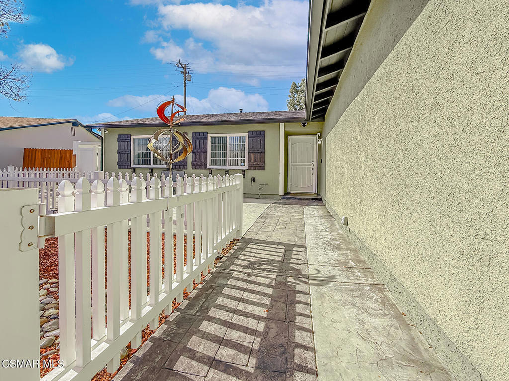 2017 Lysander Avenue