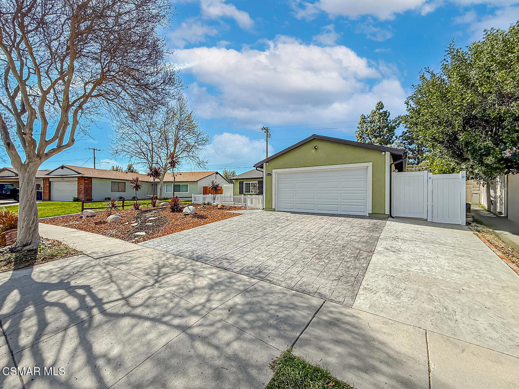 2017 Lysander Avenue