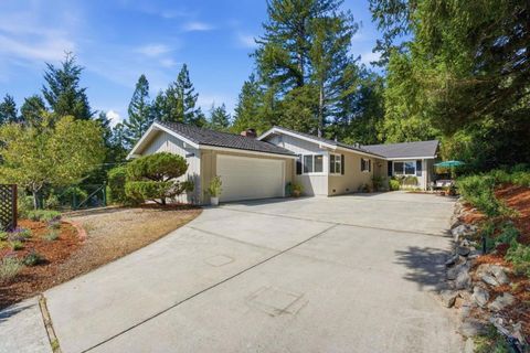 Photo of 23349 Deerfield Road, Los Gatos, CA 95033 (MLS # ML82040939)