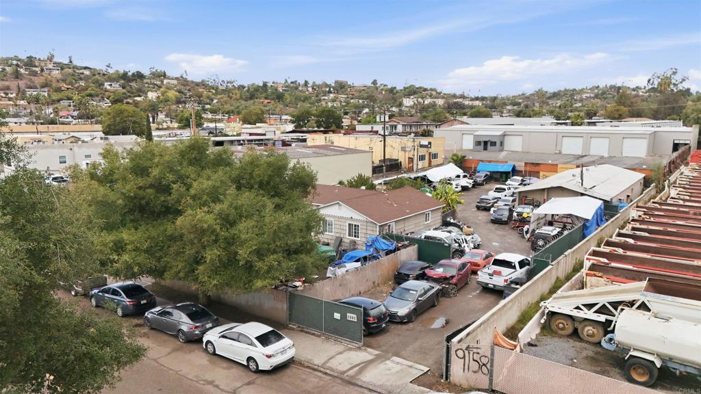 9152 9158 Olive Drive