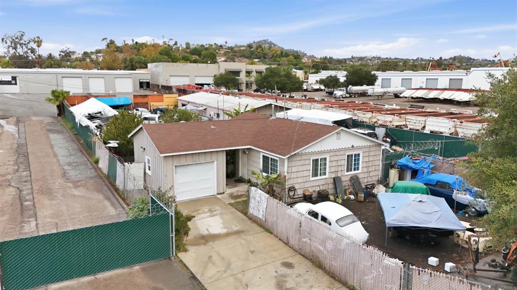 9152 9158 Olive Drive