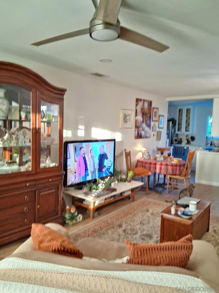 1455 Highridge Dr