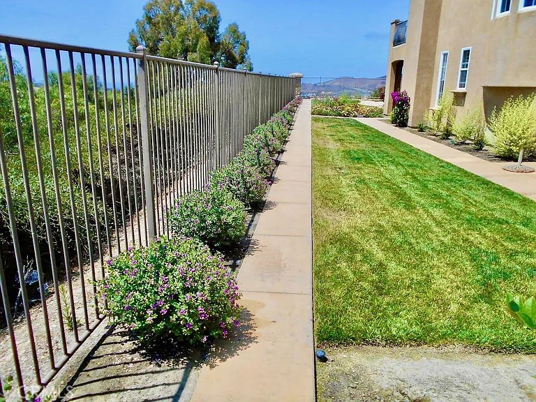 Pacifica Summit (PACS) - Residential Lease