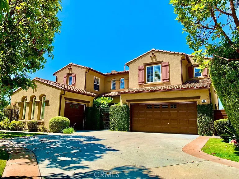 Pacifica Summit (PACS) - Residential Lease