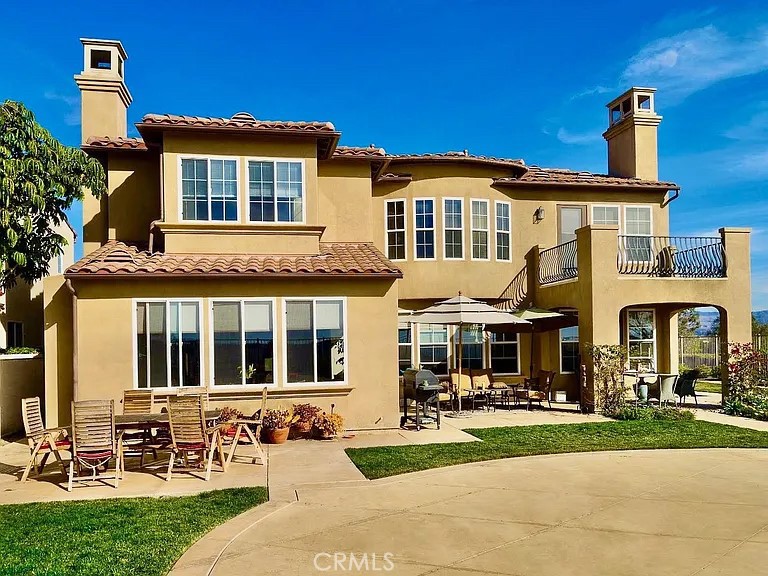 Pacifica Summit (PACS) - Residential Lease