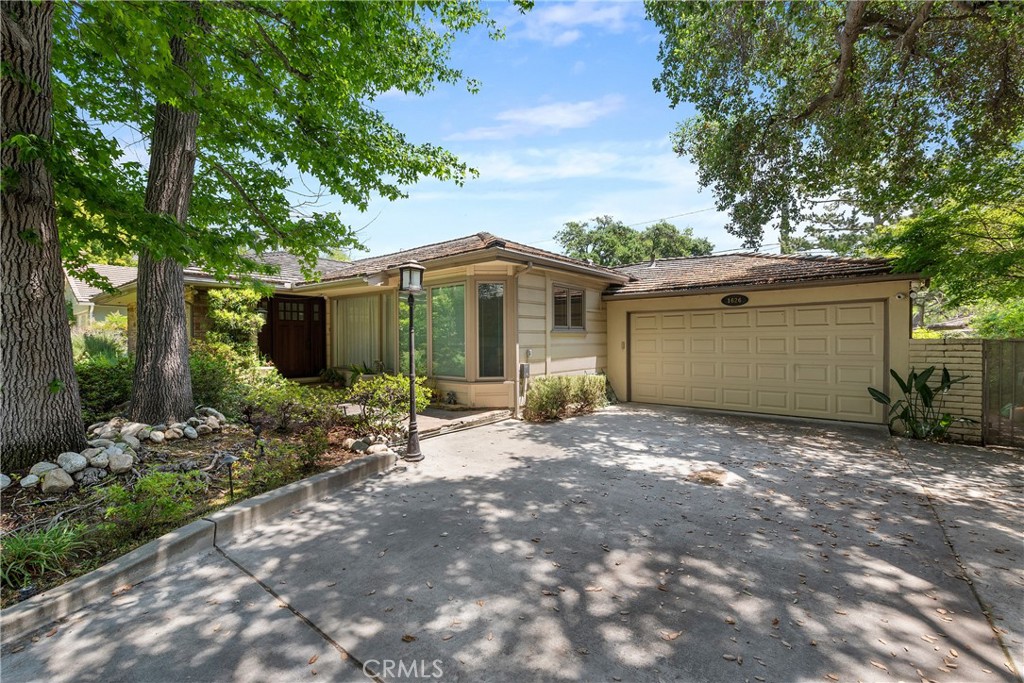 1626 Rodeo Road