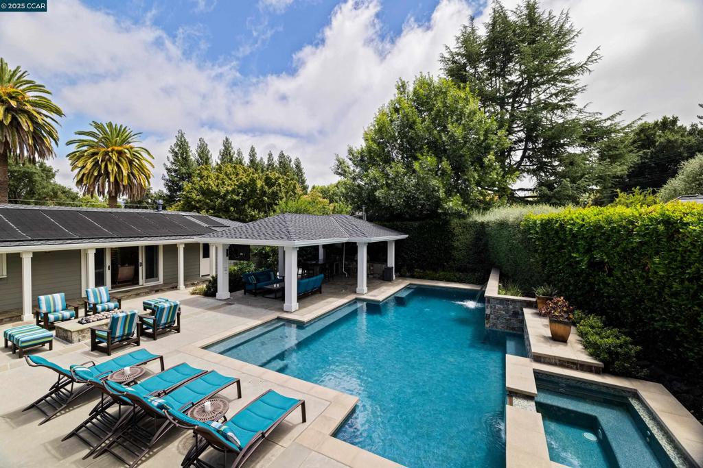 DANVILLE ESTATES - Residential
