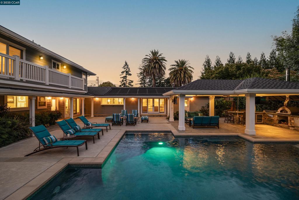 DANVILLE ESTATES - Residential