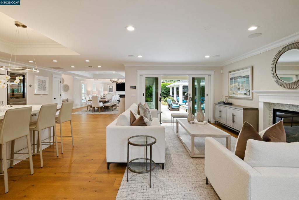 DANVILLE ESTATES - Residential