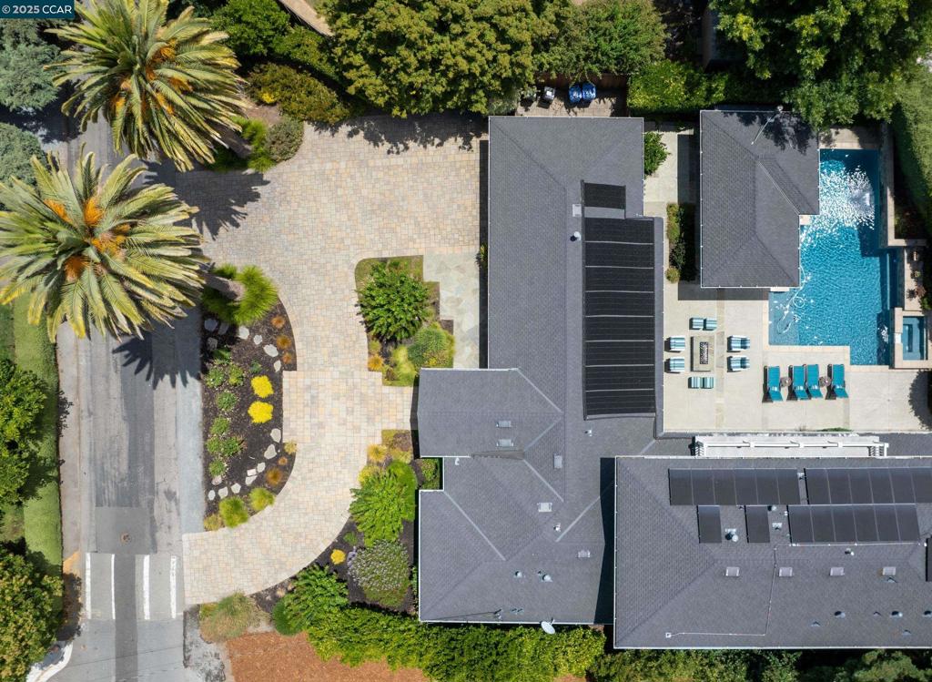 DANVILLE ESTATES - Residential