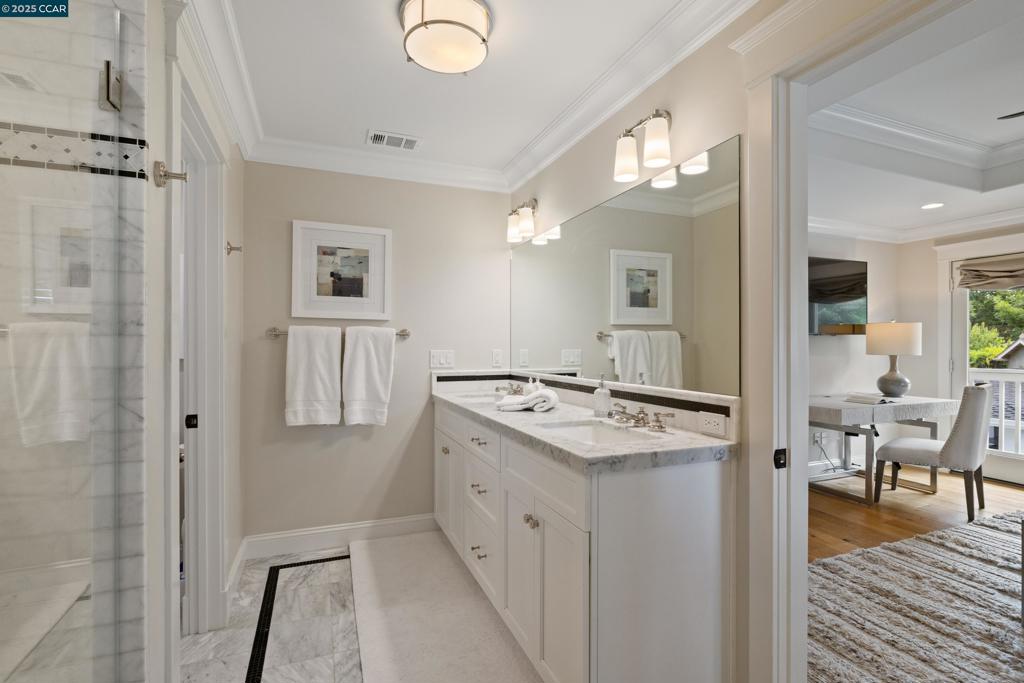 DANVILLE ESTATES - Residential