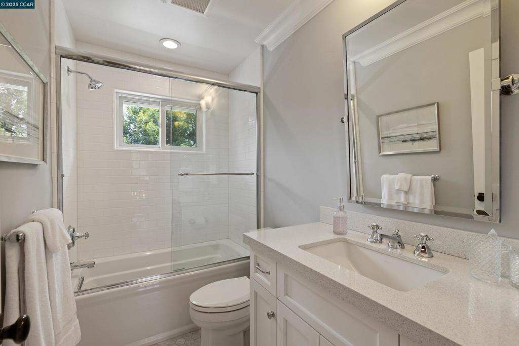 DANVILLE ESTATES - Residential