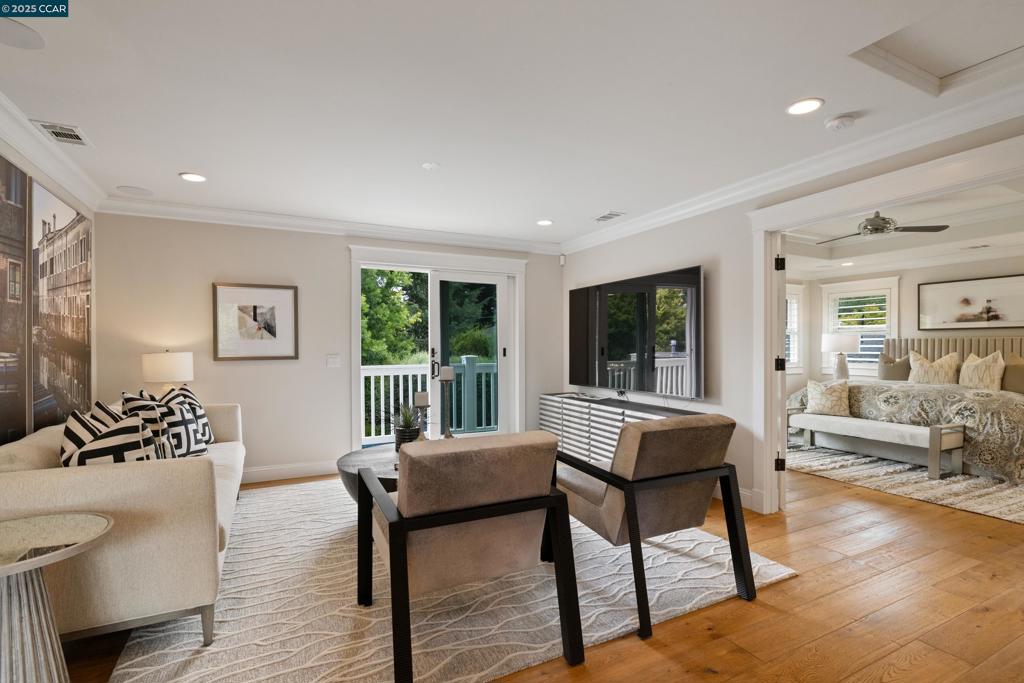 DANVILLE ESTATES - Residential