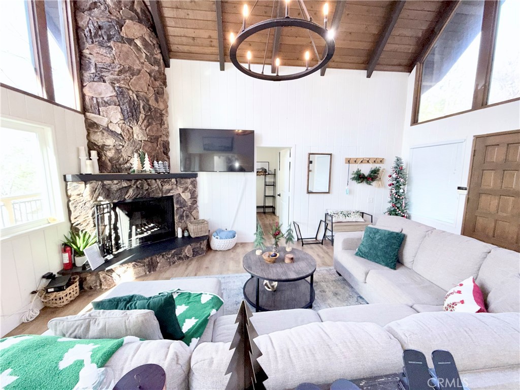 27809 North Bay Road