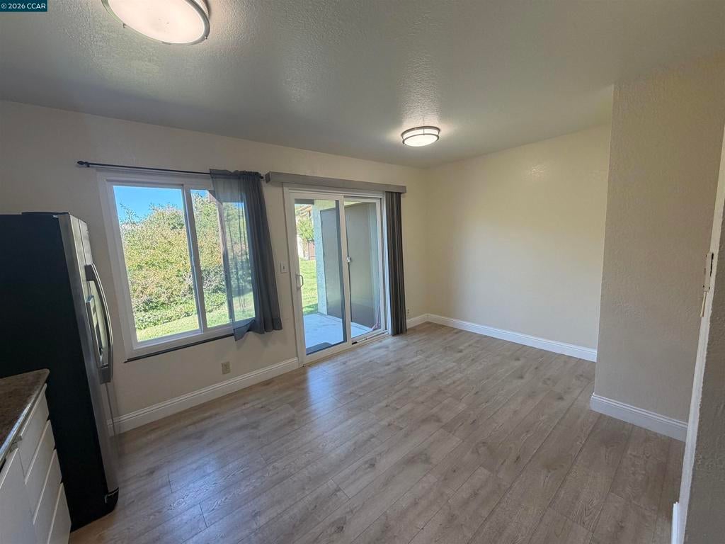 405 Del Valle Cir