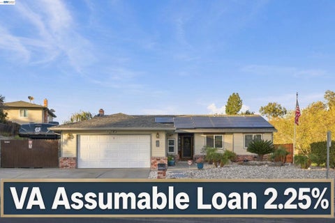 Photo of 64 Danridge Ct CT, Antioch, CA 94509 (MLS # 41152472)