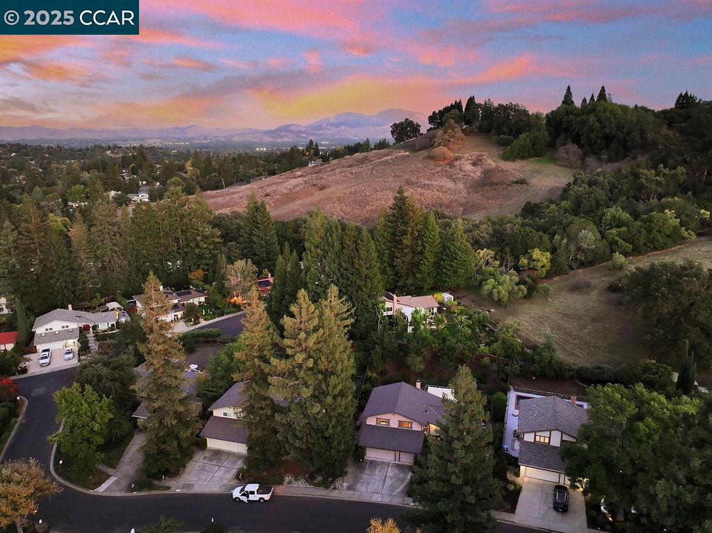 TAVAN ESTATES - Residential