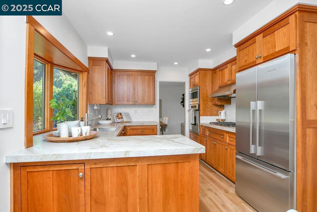 TAVAN ESTATES - Residential