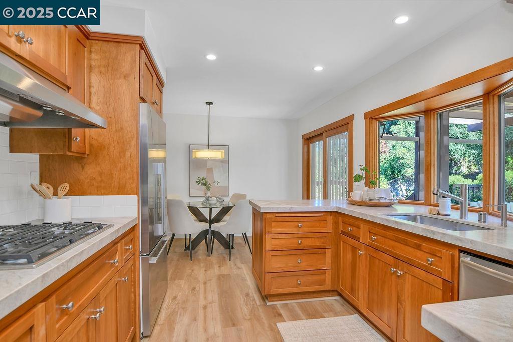 TAVAN ESTATES - Residential