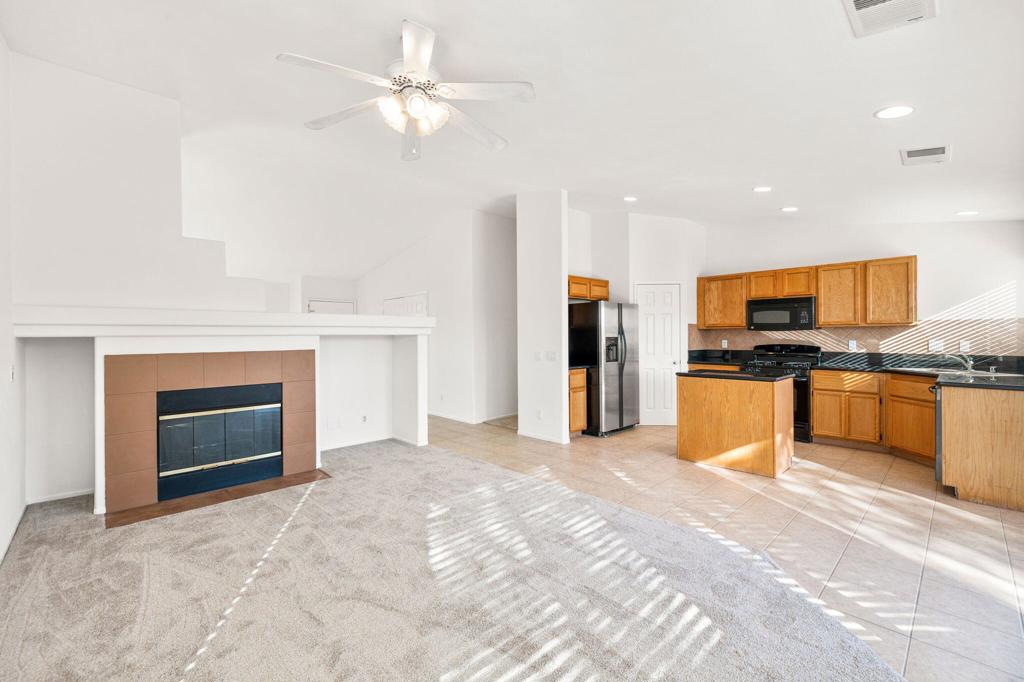 Shadow Hills Villas - Residential