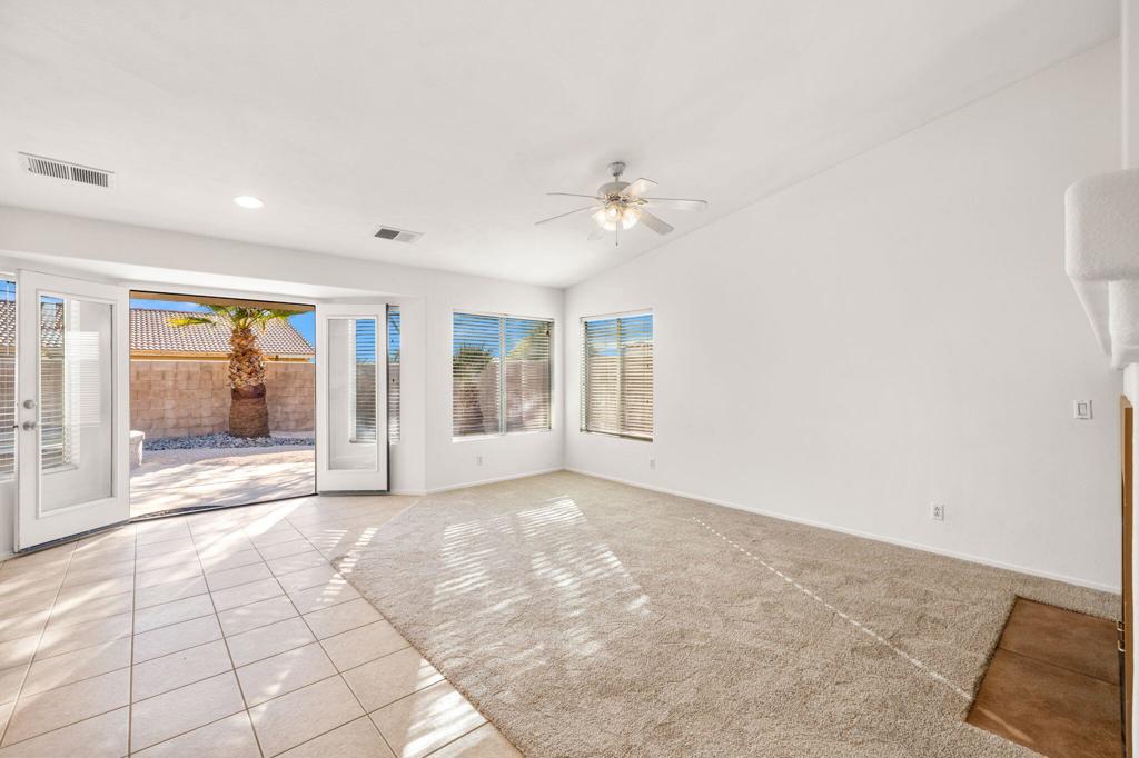 Shadow Hills Villas - Residential