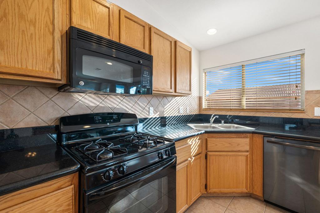 Shadow Hills Villas - Residential