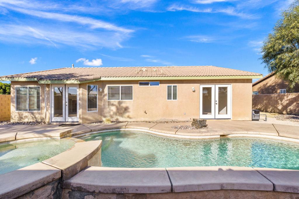 Shadow Hills Villas - Residential