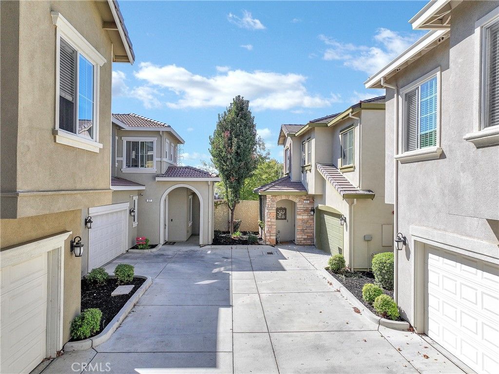Photo of 377 Baja Court, Brentwood, CA 94513 (MLS # SW25243809)
