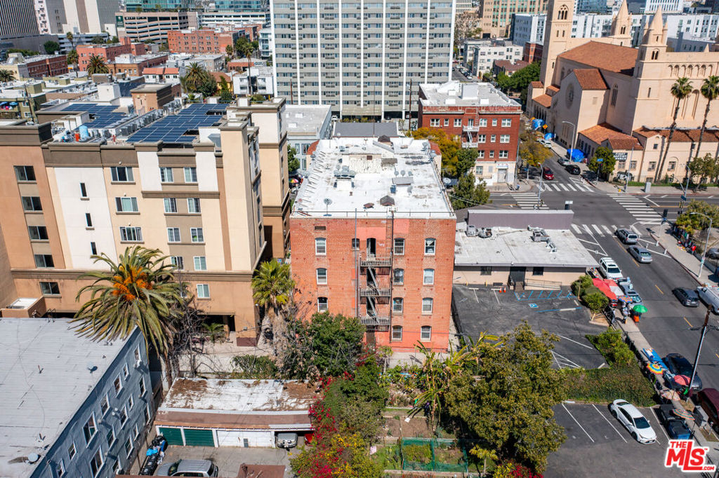 2910 W 8th Street