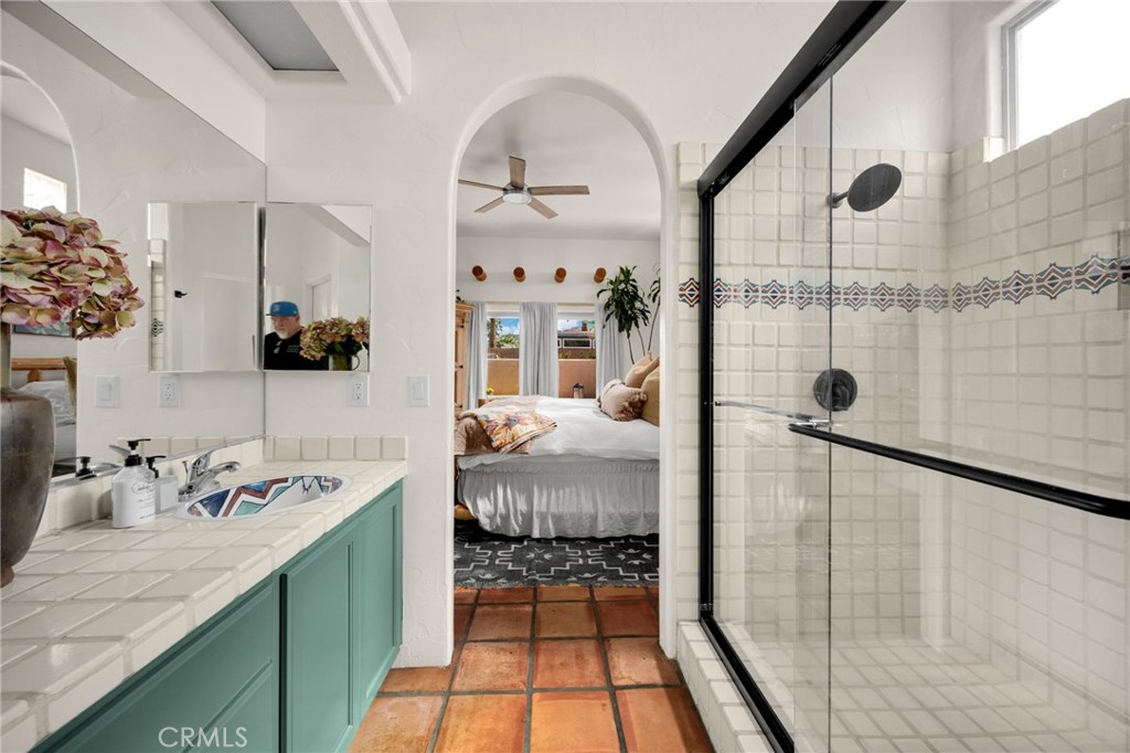 52880 Avenida Velasco