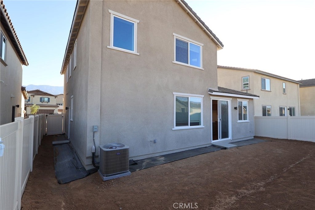 5218 Tamarack Lane