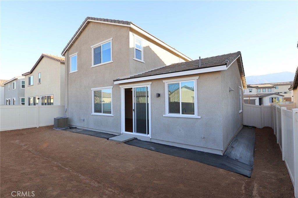 5218 Tamarack Lane